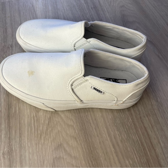 Vans Platform Slip On Shoes - Picture 3 of 6